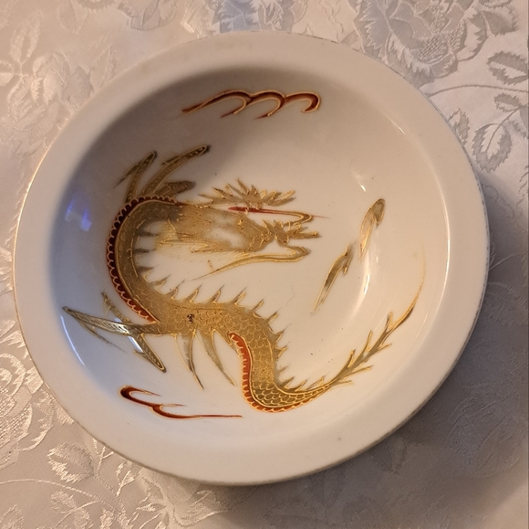 Kutani China - Picture 2 of 5